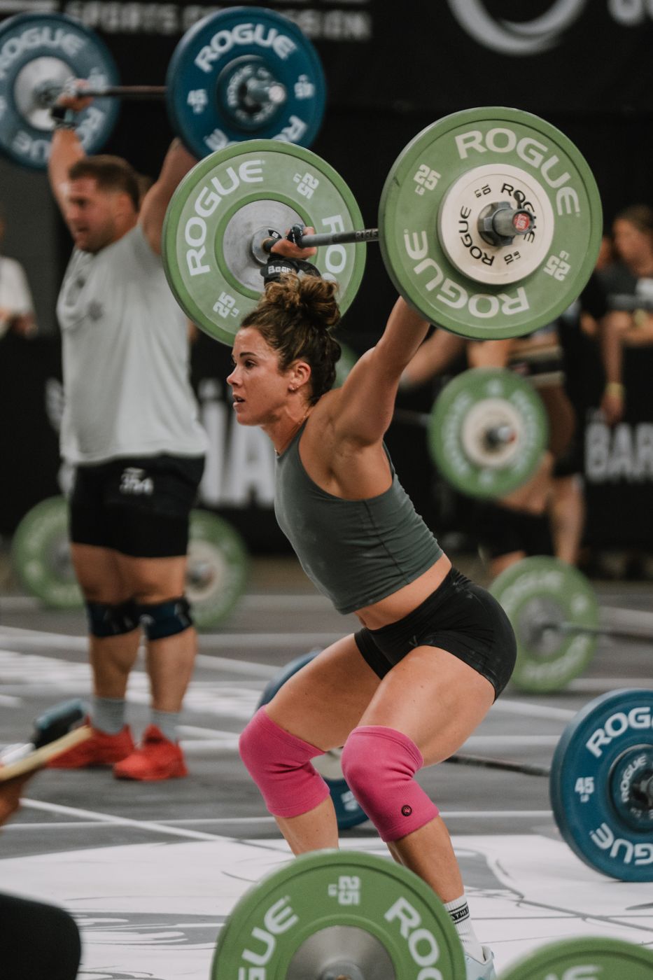 Snatch lift with bumper plates